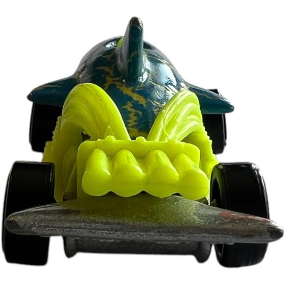 Hot Wheels Shark Bite Lightning Strike Teal & Neon Yellow Die-Cast Race Car - Picture 5 of 8